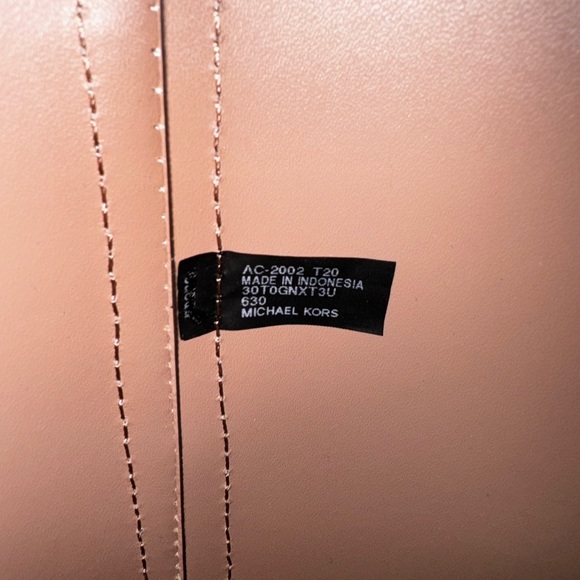 Michael Kors Sullivan Tote Bag - Picture 9 of 9